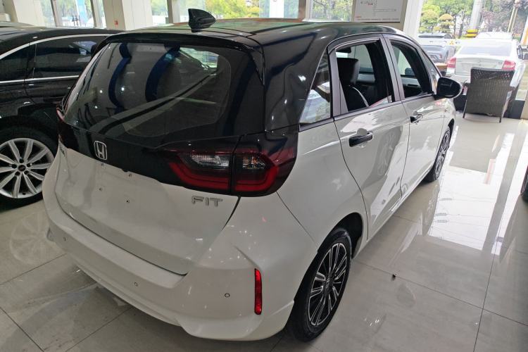 Used Honda Fit 2021 1.5L CVT Trendy Edition Rear Right 45 Deg