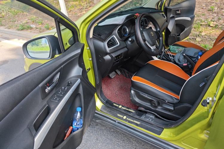 Used Suzuki S-Cross 2014 1.6L CVT Two-Wheel Drive Entry Model
