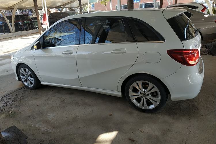 Used Mercedes-Benz B-Class 2019 B 200 Sport Edition

