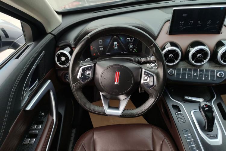 Used Wey VV7 2019 Upgraded Model 2.0T Flagship Version China VI
