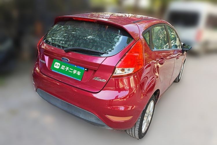 Used Ford Fiesta 2013 Hatchback 1.5L Automatic Fashion Edition Rear Right 45 Deg