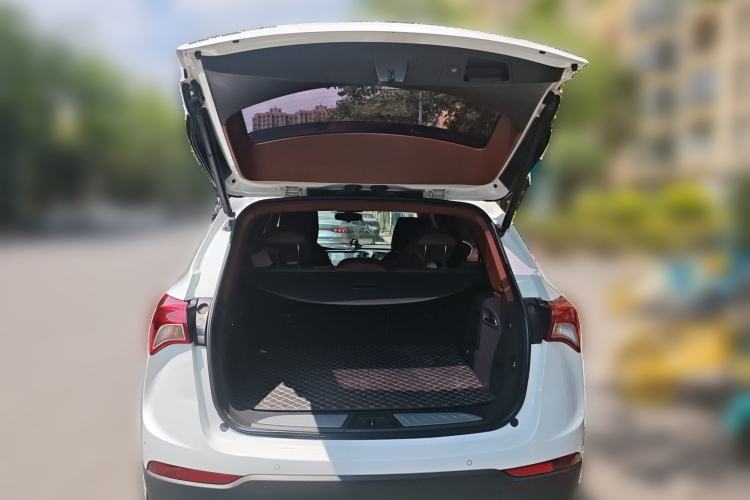 Used Buick Envision 2018 28T Four-Wheel Drive Elite Version Trunk