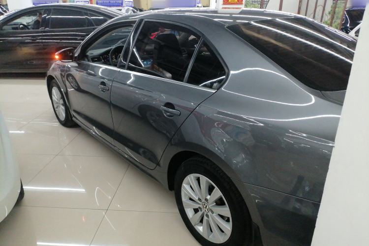 Used Volkswagen Sagitar 2014 1.4TSI Automatic Luxury Model Exterior 2