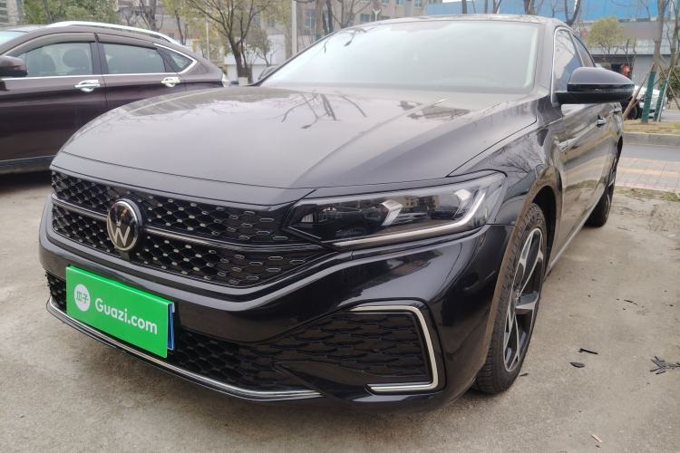 Used Volkswagen Passat 2025 Outstanding Model 330TSI Starry Elite Edition