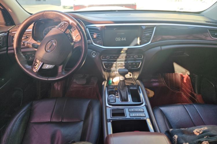 Used GAC Trumpchi GS7 2017 320T Two-Wheel-Drive Luxury Smart Connectivity Model
