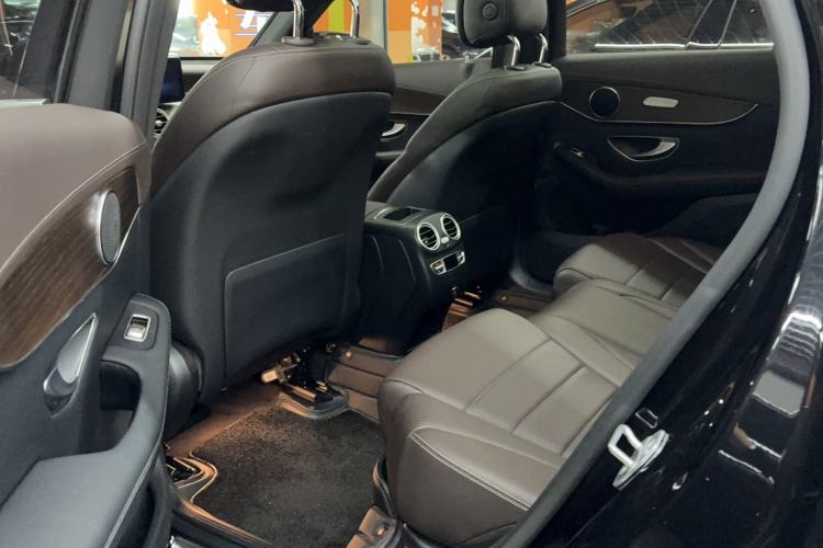 Used Mercedes-Benz GLC 2022 Refreshed GLC 300 L 4MATIC Dynamic Edition Interior 4