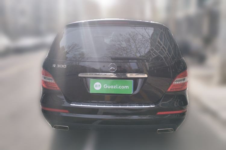 Used Mercedes-Benz R-Class 2011 R 300 L Business Model
