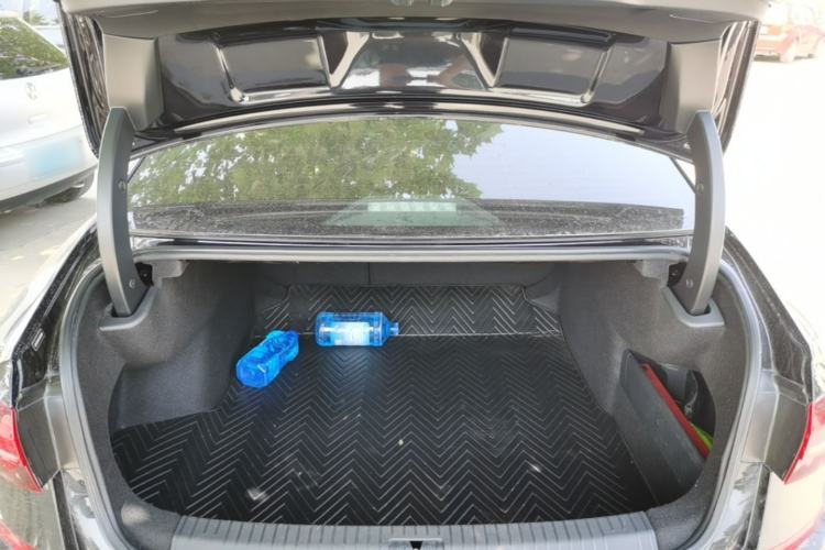 Used Volkswagen Passat 2020 330TSI Luxury Edition China VI