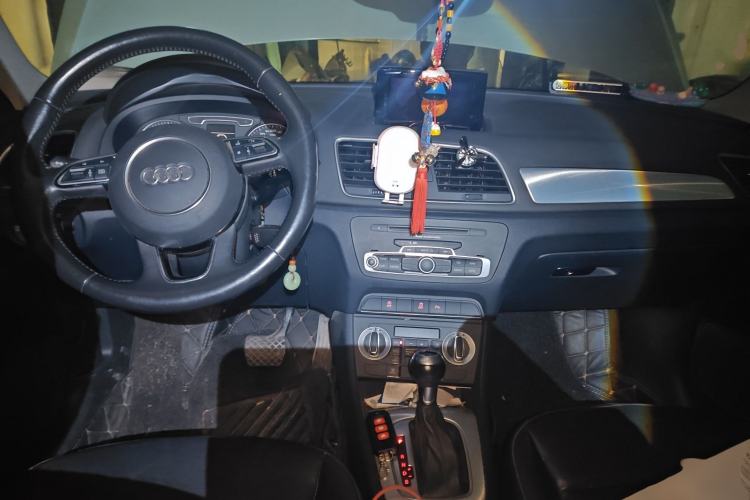 Used Audi Q3 2016 30 TFSI Collector's Edition Comfort Model