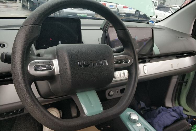 Used CHANGAN NEVO Lumin 2022 210km Sweet Edition Center Console