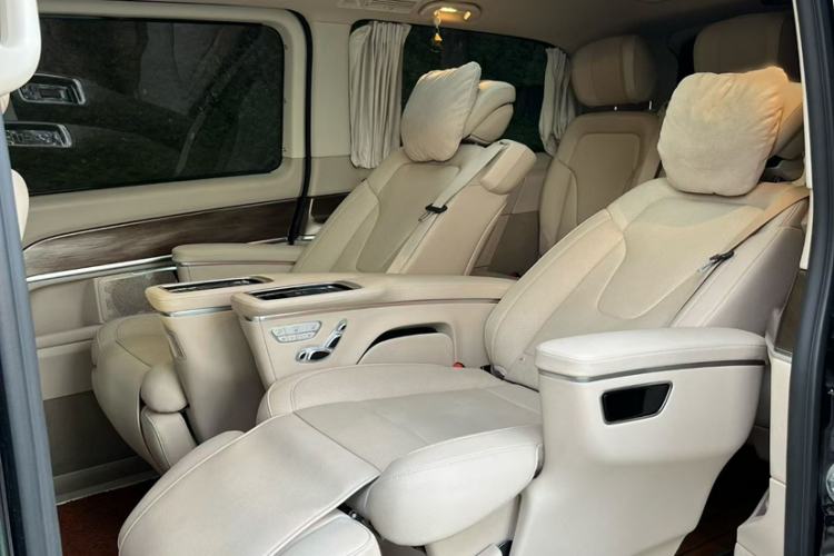 Used Mercedes-Benz V-Class 2021 V 260 Prestige Edition
