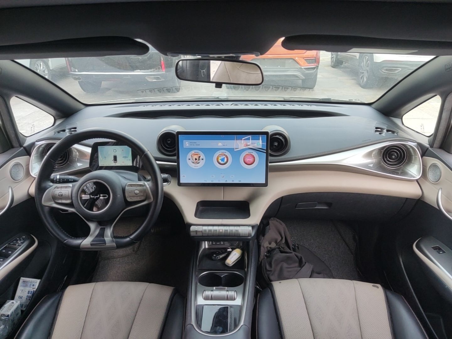 BYD Dolphin 2023 420 km Fashion Edition — снимка 12