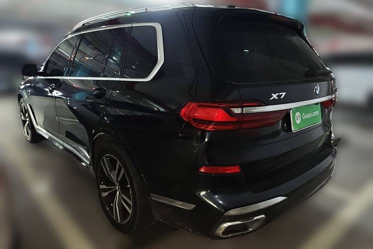 Used BMW X7 2021 xDrive40i Luxury M Sport Package
