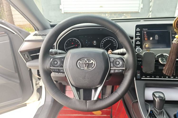 Used Toyota Avalon 2019 2.0L XLE Premium Edition China VI