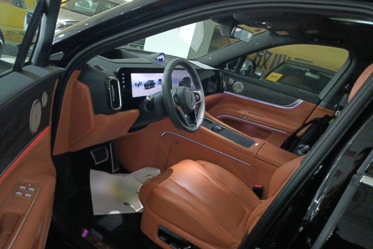 Used Hima AITO M9 2025 Extended-Range Max Version 52 kWh 6-Seater Edition Driver Seat