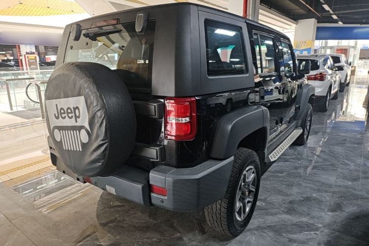 Used BAIC Off-Road BJ40 2016 40L 2.3T Automatic All-Wheel Drive Premium Edition Rear Right 45 Deg