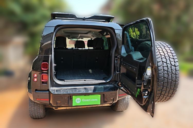 Used Land Rover Defender 2020 110 P400 SE