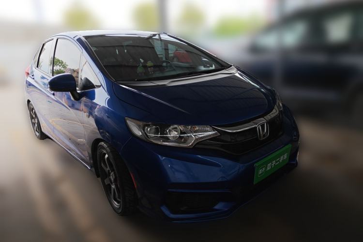 Used Honda Fit 2018 1.5L Manual Comfort Version Front Right 45 Deg