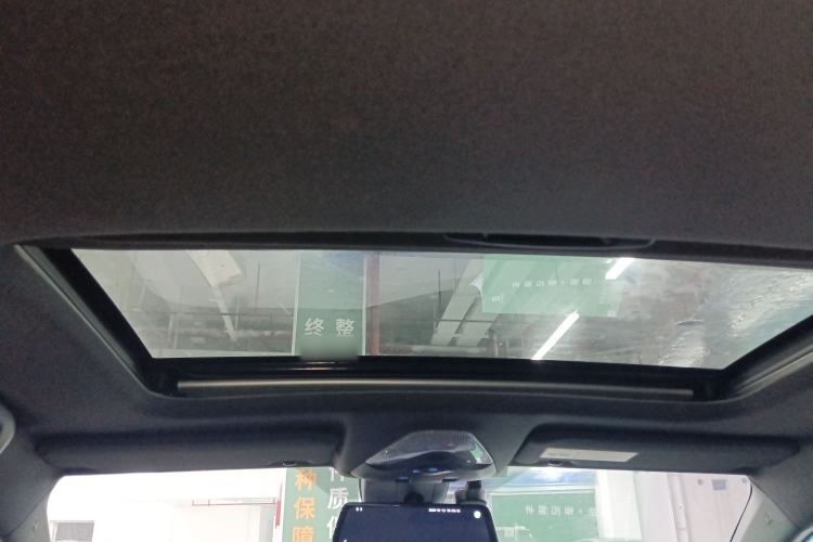 Used Toyota C-HR 2018 2.0L Luxury Sunroof Version China V Emission Standard Headliner