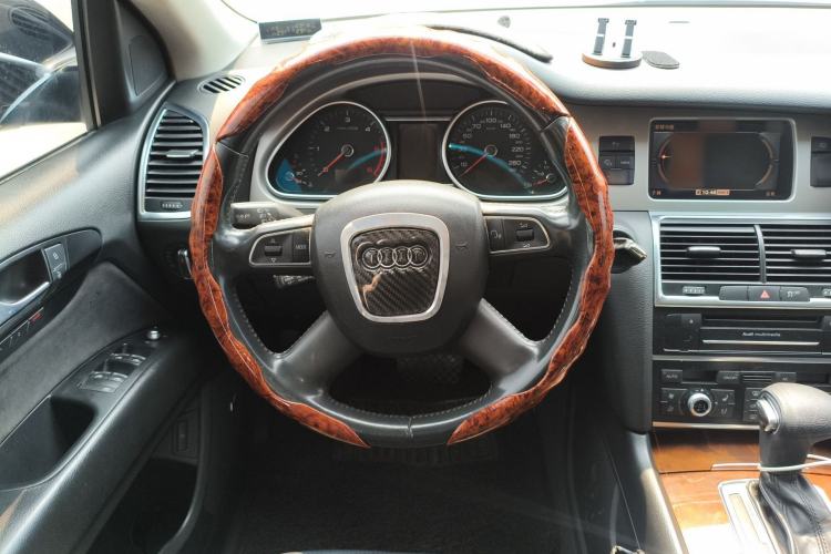 Used Audi Q7 2012 3.0 TDI Leading Model Steering Wheel