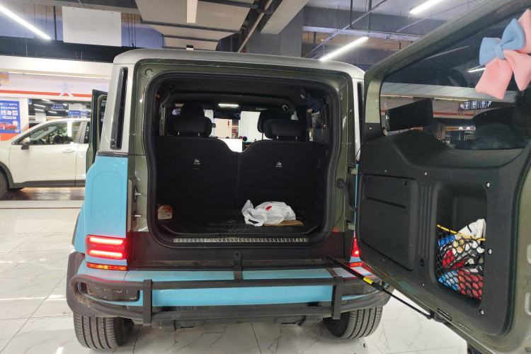 Used iCAR V23 2025 501 Four-Wheel Drive Intelligent Driving Version
