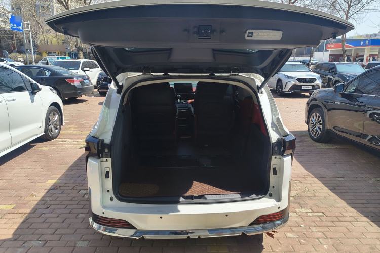 Used Toyota SIENNA 2024 2.5L Hybrid Comfort Edition Trunk