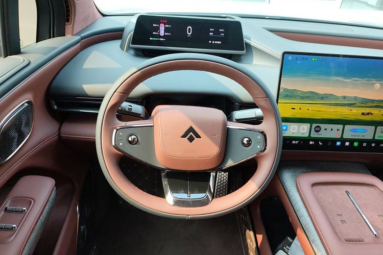 Used Hyptec HL 2025 700 Ultra Six-Seater All-Wheel-Drive LiDAR Version