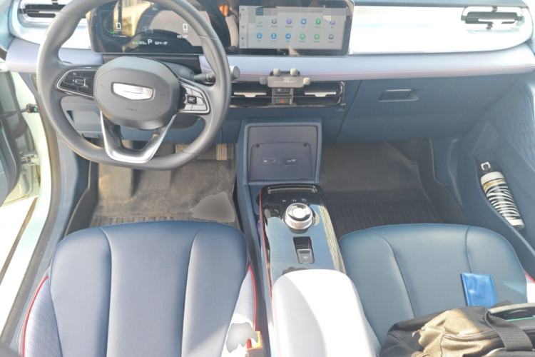 Used Geometry E Firefly 2023 320KM Cute & Handsome Tiger 5 Seats
