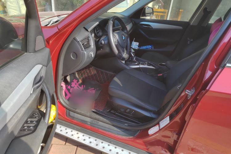 Used BMW X1 2014 sDrive18i Leading Model
