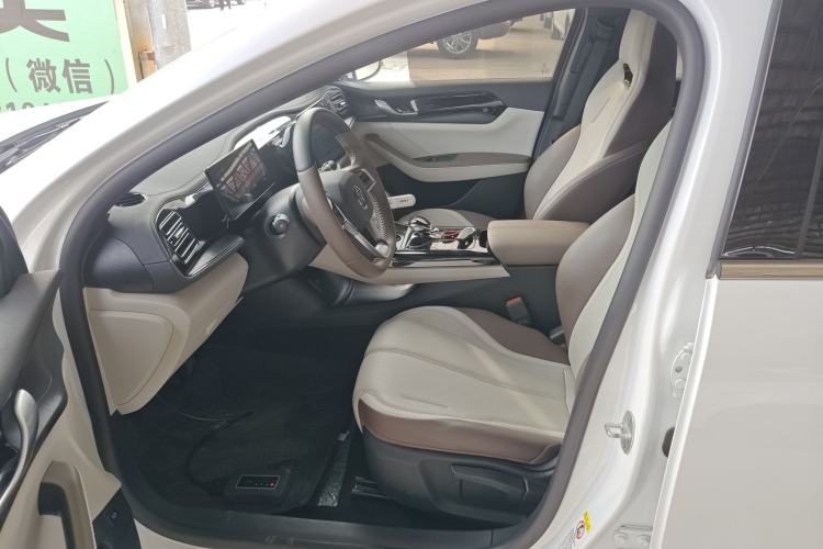 Used BYD Qin PLUS 2024 HONOR Edition DM-i 55KM Leading Model
