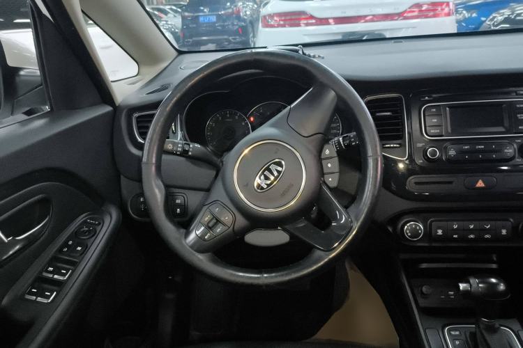 Used Kia Carens 2013 2.0L 7-Seater Automatic Comfort Edition China V Standard
