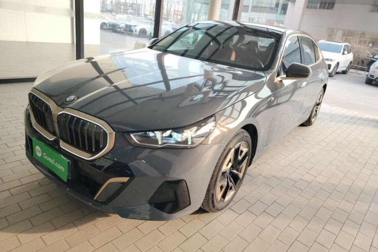 Used BMW 5 Series 2024 530Li Leading Model M Sport Package