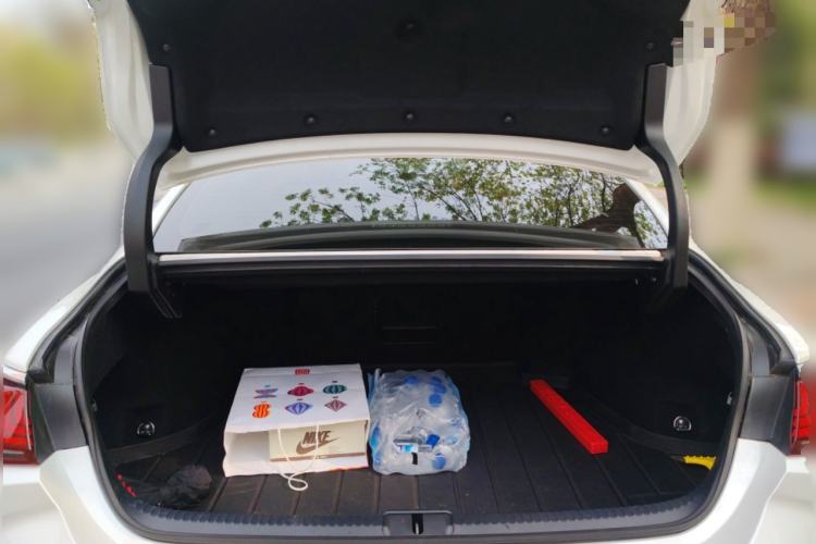 Used Lexus ES 2023 200 Excellence Edition Trunk