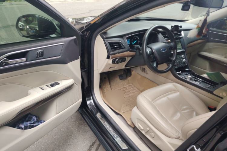 Used Ford Taurus 2015 EcoBoost 245 Fashion Edition
