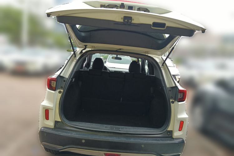 Used Honda XR-V 2015 1.5L LXi CVT Classic Edition Trunk