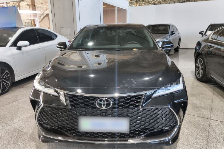Used Toyota Avalon 2023 2.5L Touring Premium Edition Front