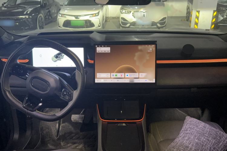 Used Lynk & Co 08 EM-P 2023 120km Long-Range Halo