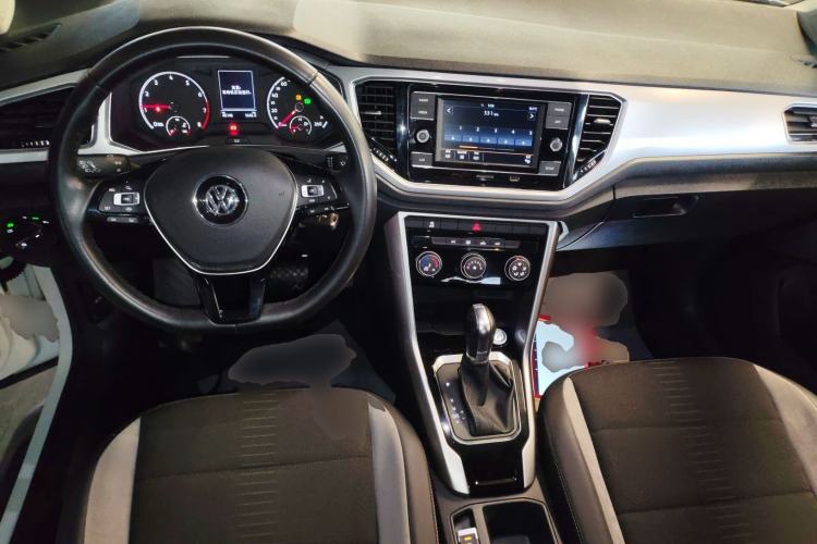 Used Volkswagen T-ROC 2020 280TSI DSG Two-Wheel-Drive Elite Version Center Console