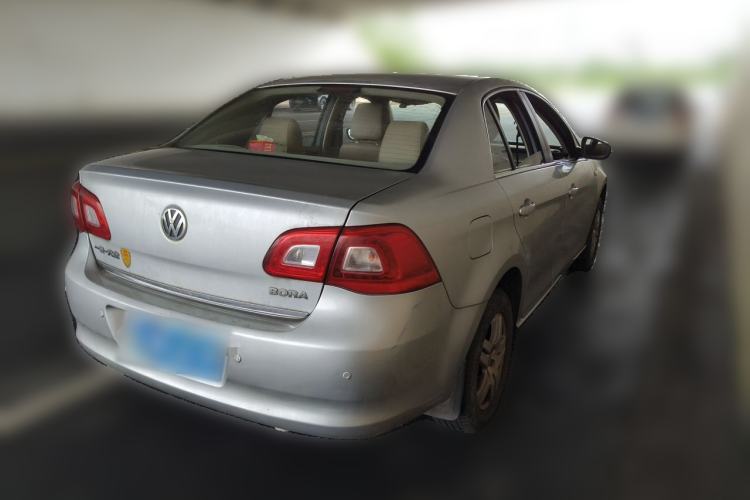 Used Volkswagen Bora 2011 1.6L Automatic Fashion Edition
