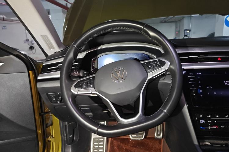 Used Volkswagen FAW-Volkswagen CC 2021 Estate Car 380TSI Vizion Edition Steering Wheel