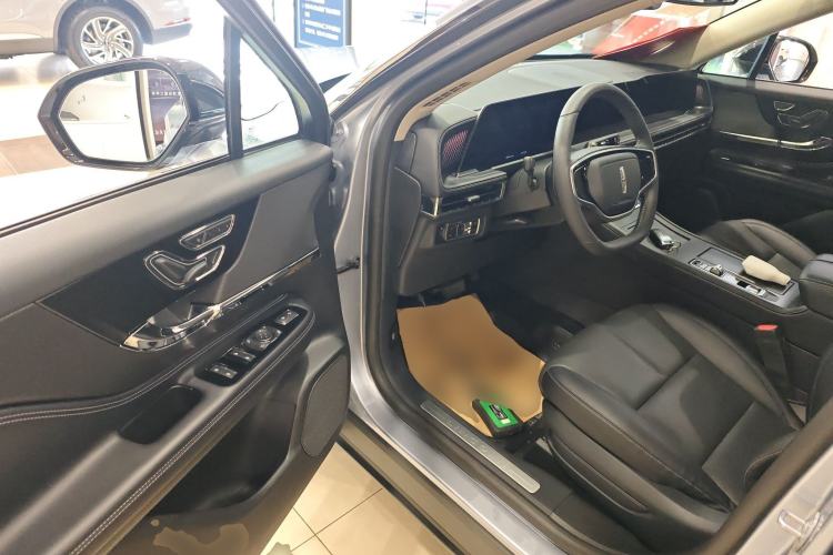 Used Lincoln Corsair 2023 2.0T Two-Wheel-Drive Luxury Edition