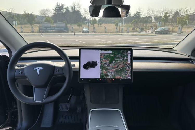 Used Tesla Model Y 2021 Standard Range Rear-Wheel Drive Version Audio And AC Panel