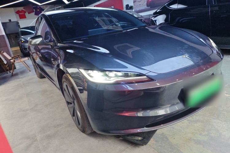 Used Tesla Model 3 2023 Long-Range All-Wheel-Drive Version