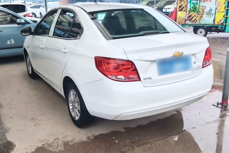Used Chevrolet Sail 2015 Sail 3 1.5L Manual with Ideal Sunroof Edition