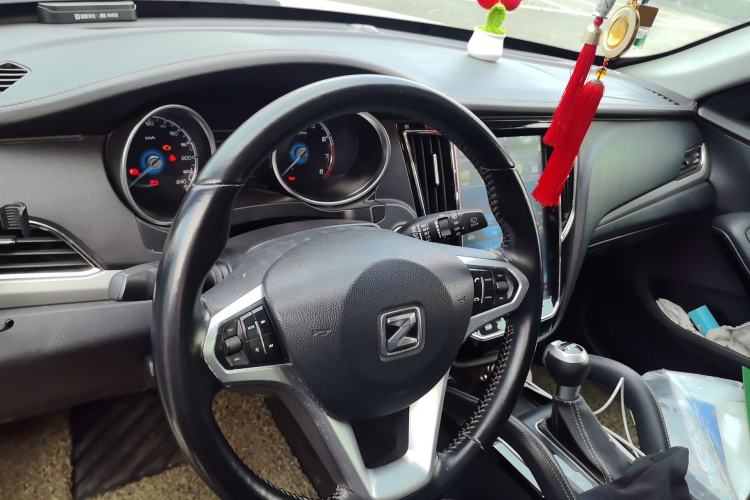 Used Zotye SR7 2016 1.5T CVT Cube Heart Edition China IV Standard
