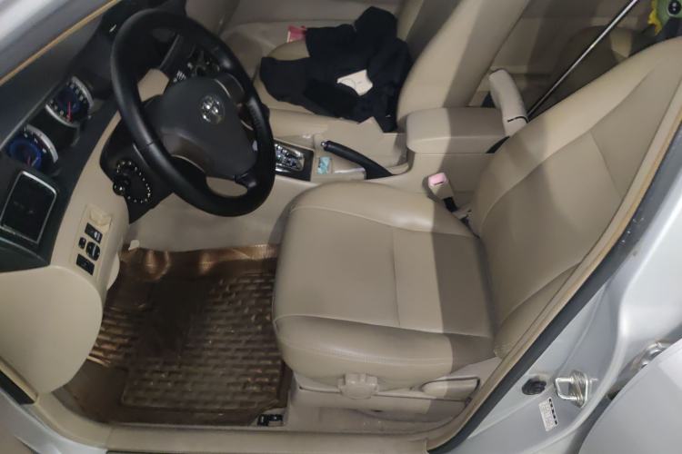 Used Toyota Corolla EX 2013 1.6L Automatic Luxury Edition