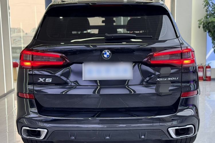 Used BMW X5 2022 xDrive 30Li M Sport Package
