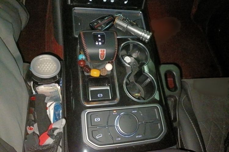 Used Hongqi HS7 2022 2.0T DCT Two-Wheel Drive Smart Connect Flagship Edition Seven Seats
