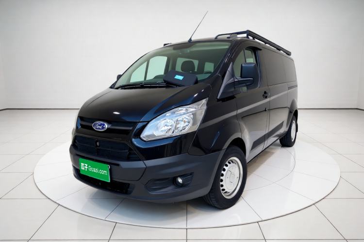 Used Ford Transit 2022 2.0T Gasoline Automatic Multi-Function Commercial Vehicle Mid-axle Low-Roof Design with Dual Rear Doors Meeting China VI Emission Standards