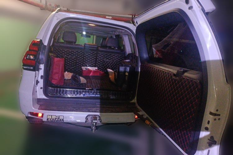 Used Toyota Prado 2018 3.5L Automatic TX-L with Rear-Mounted Spare Tire
